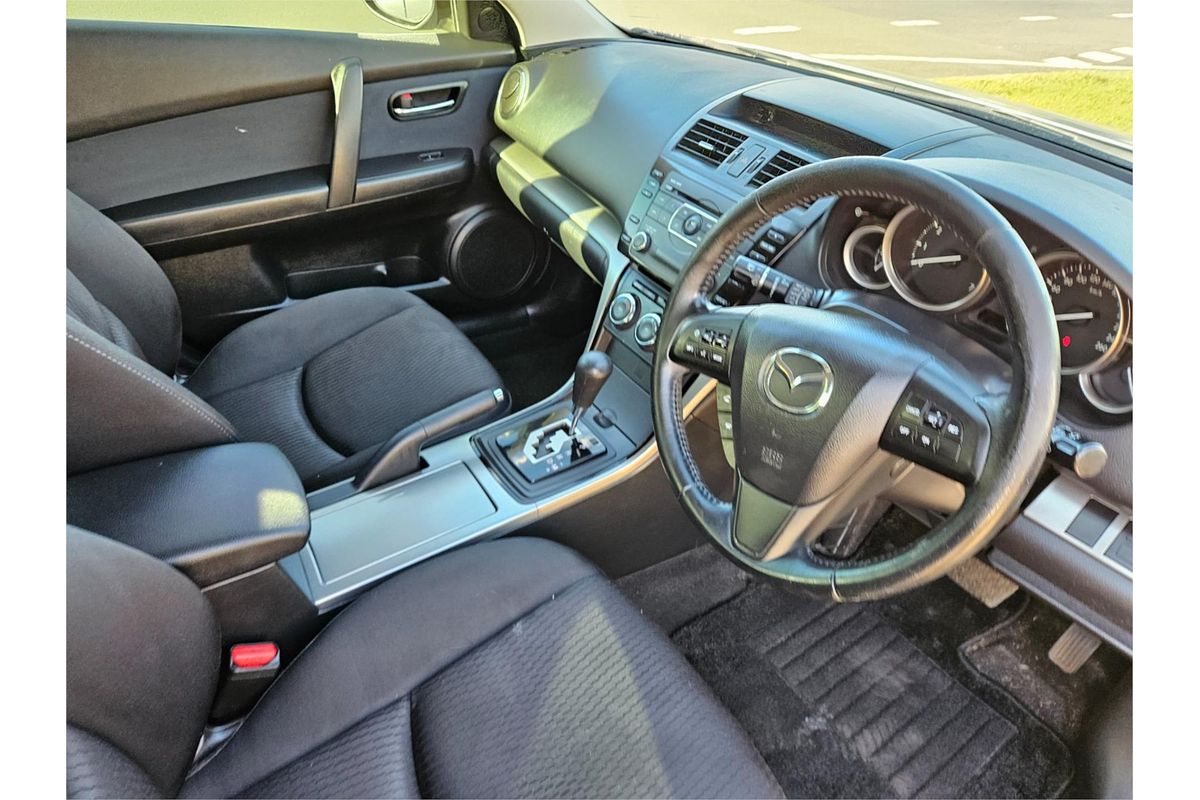 2011 Mazda 6 Classic GH1052