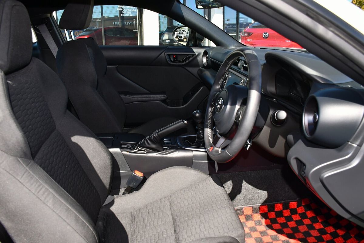 2022 Toyota GR86 GT ZN8