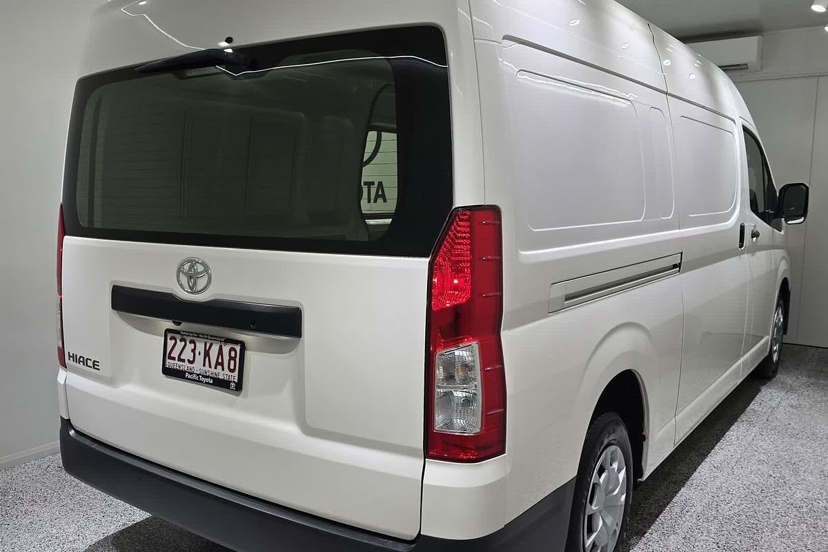 2022 Toyota Hiace GDH320R