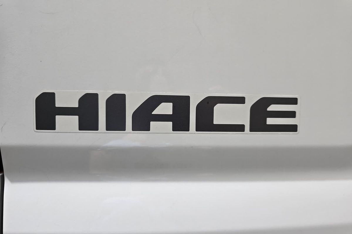 2022 Toyota Hiace GDH320R