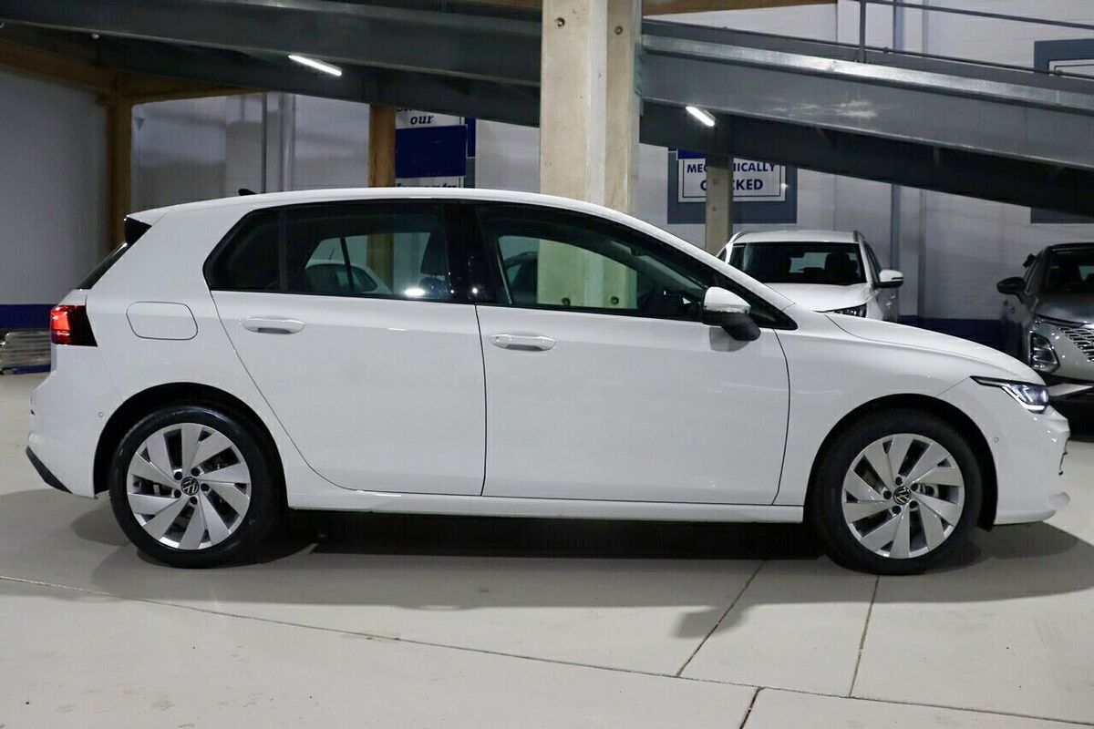 2025 Volkswagen Golf 110TSI Life 8.5