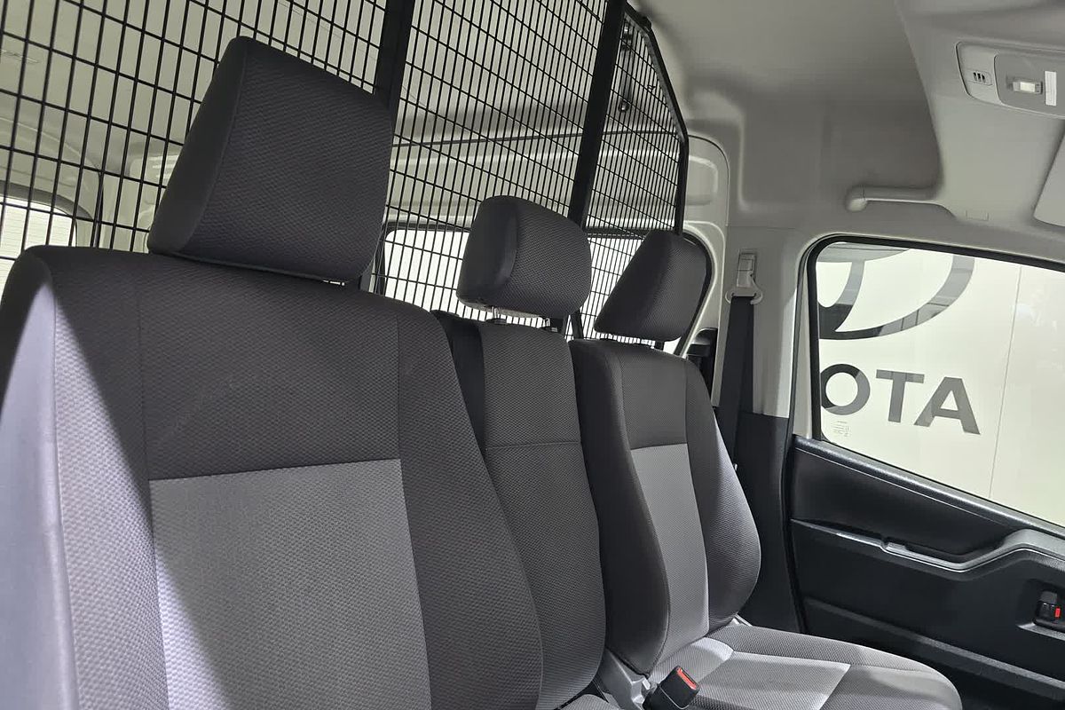 2022 Toyota Hiace GDH320R