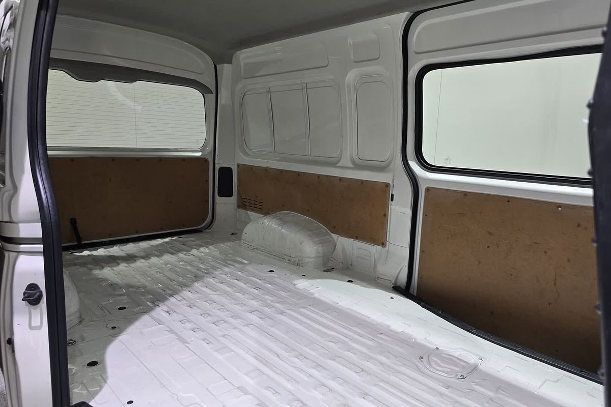 2022 Toyota Hiace GDH320R