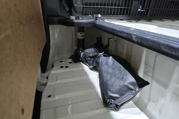 2022 Toyota Hiace GDH320R