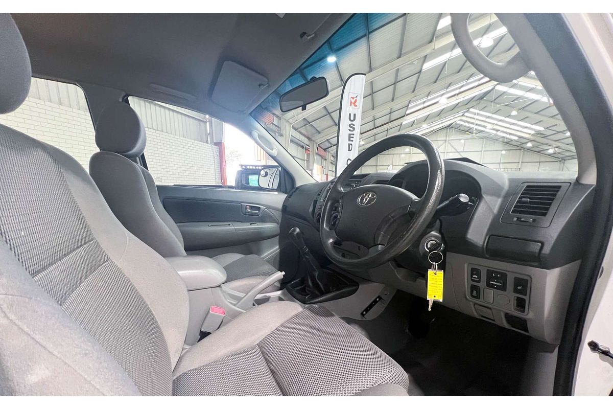 2011 Toyota Hilux SR KUN26R 4X4