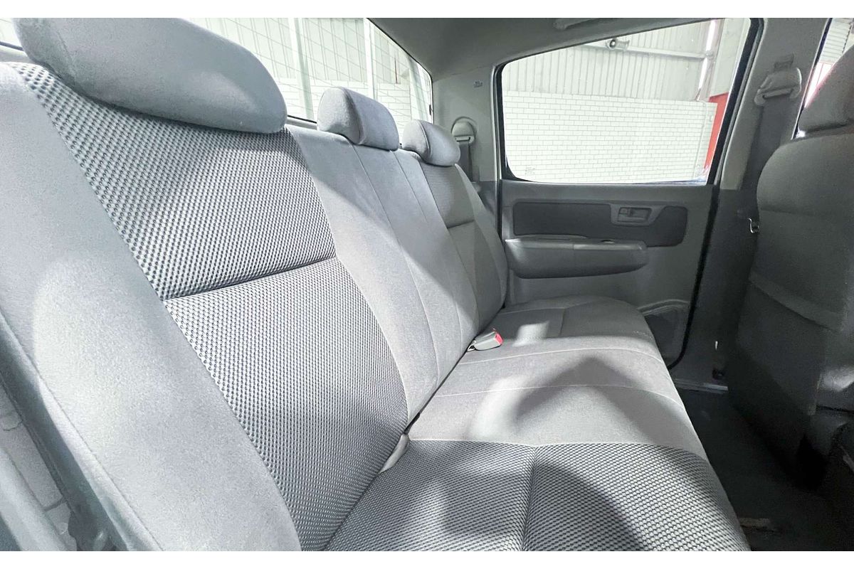 2011 Toyota Hilux SR KUN26R 4X4