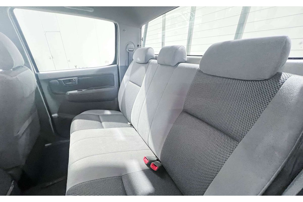 2011 Toyota Hilux SR KUN26R 4X4