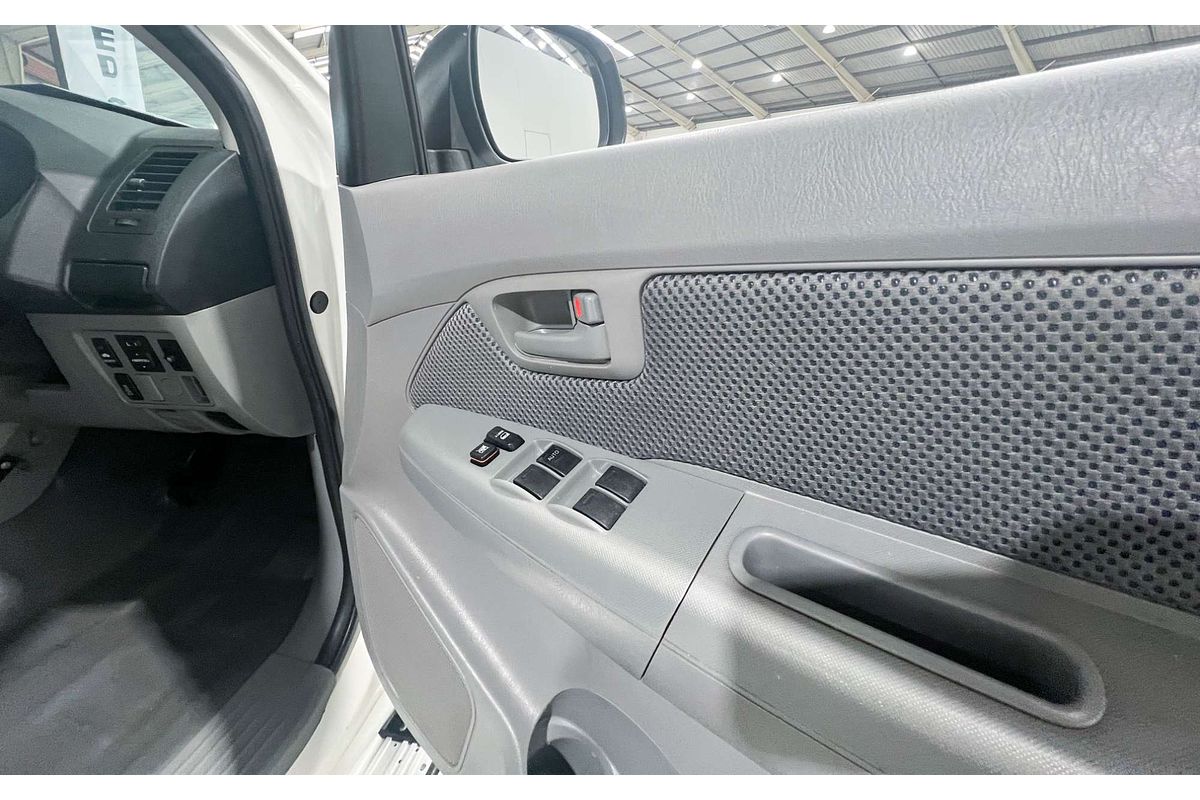 2011 Toyota Hilux SR KUN26R 4X4