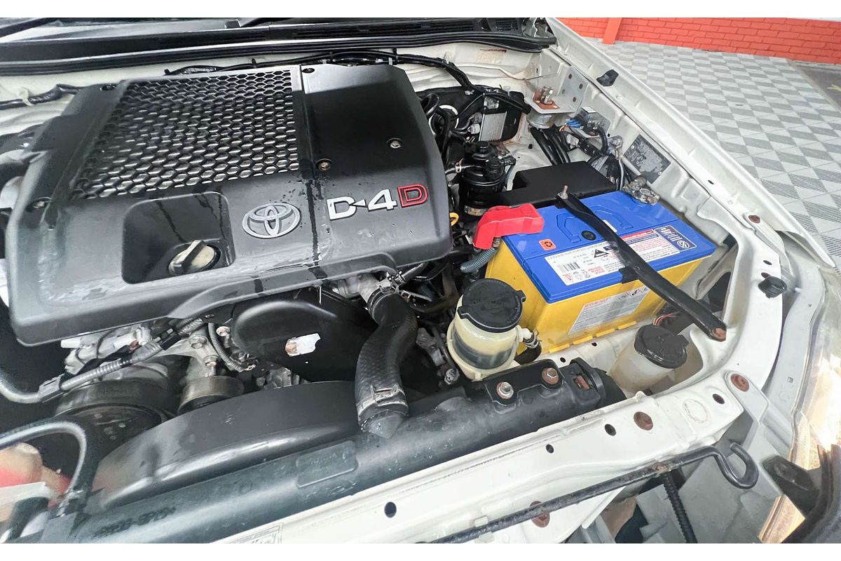 2011 Toyota Hilux SR KUN26R 4X4