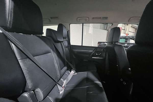 2019 Mitsubishi Pajero GLS Leather Option NX