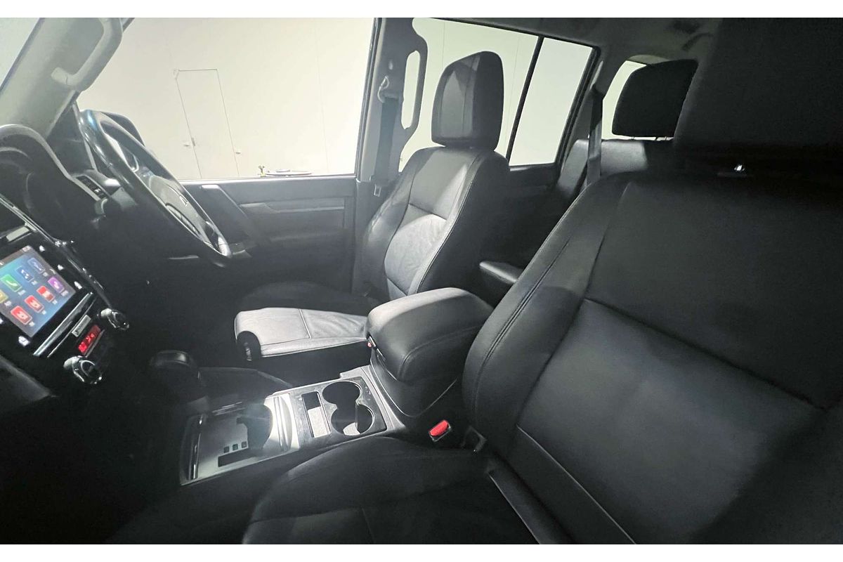 2019 Mitsubishi Pajero GLS Leather Option NX