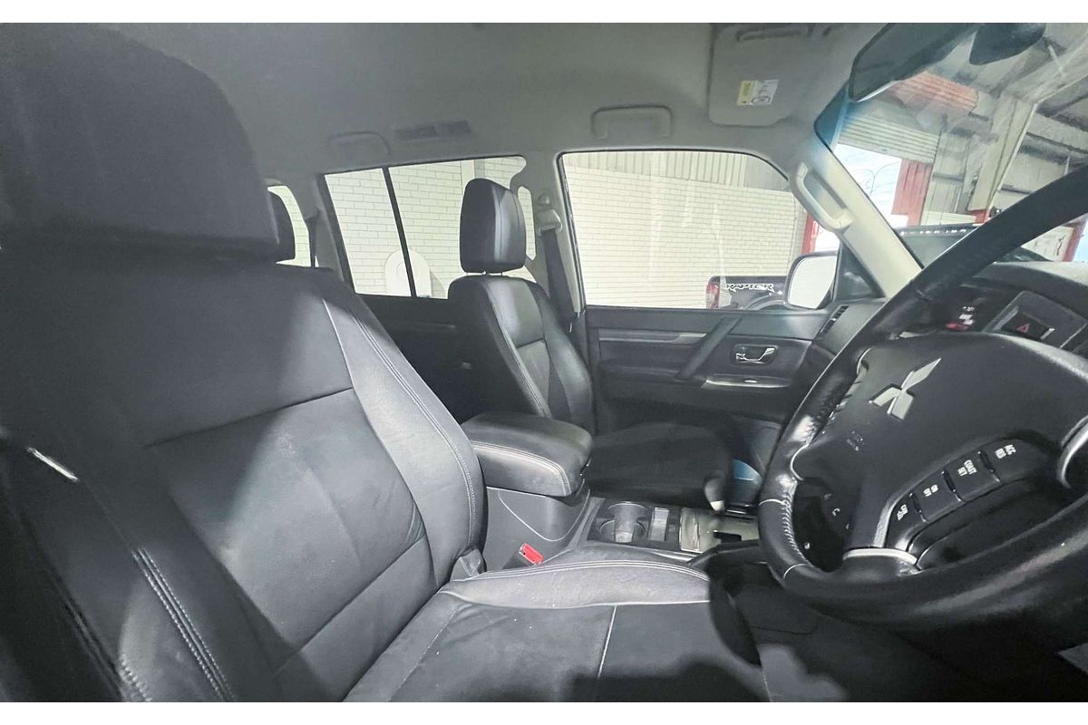 2019 Mitsubishi Pajero GLS Leather Option NX