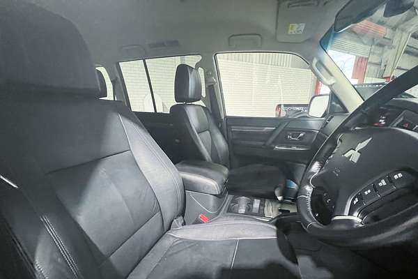 2019 Mitsubishi Pajero GLS Leather Option NX