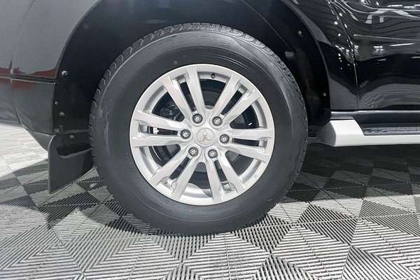 2019 Mitsubishi Pajero GLS Leather Option NX