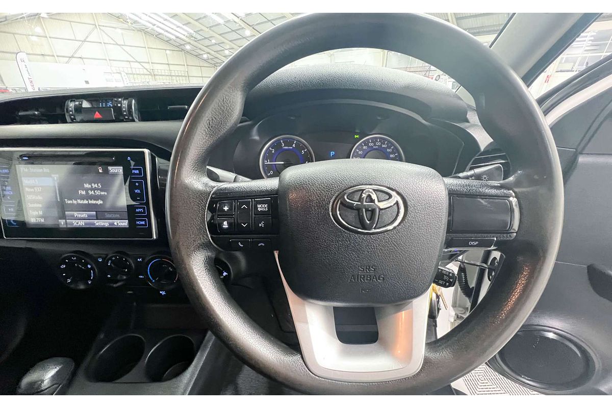 2017 Toyota Hilux SR GUN126R 4X4