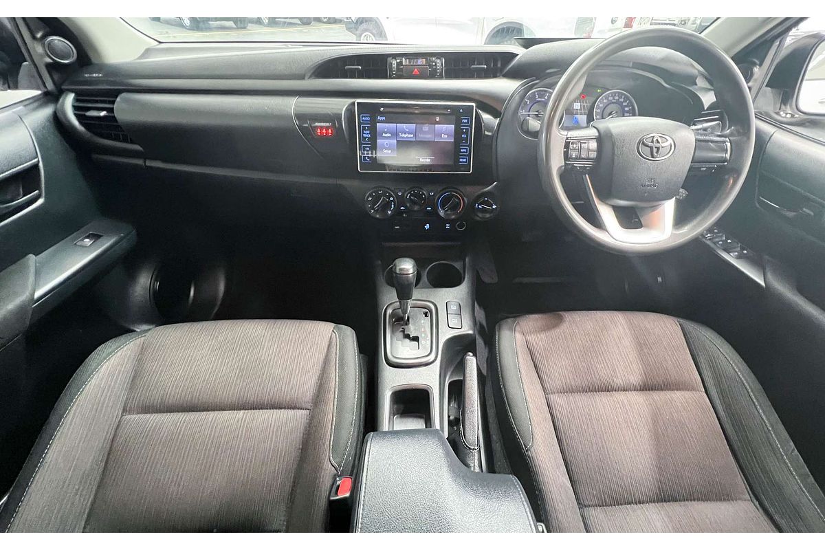 2017 Toyota Hilux SR GUN126R 4X4