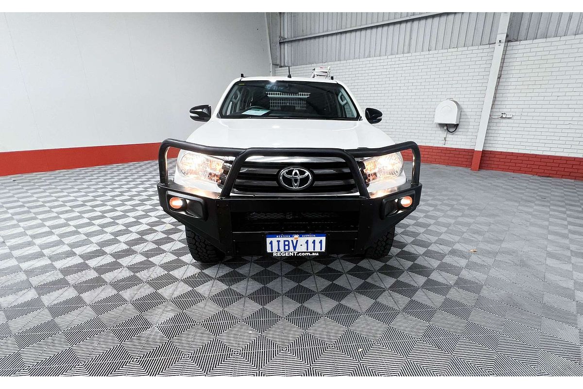 2017 Toyota Hilux SR GUN126R 4X4