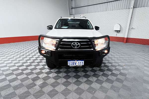 2017 Toyota Hilux SR GUN126R 4X4