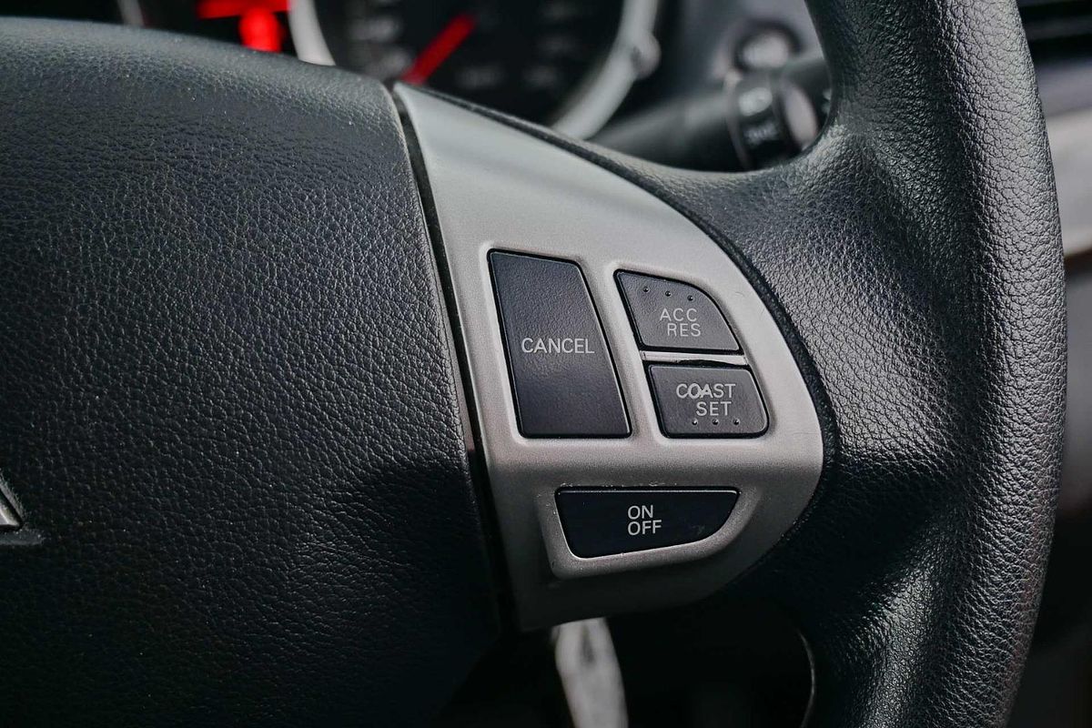 2015 Mitsubishi Lancer ES Sport CJ