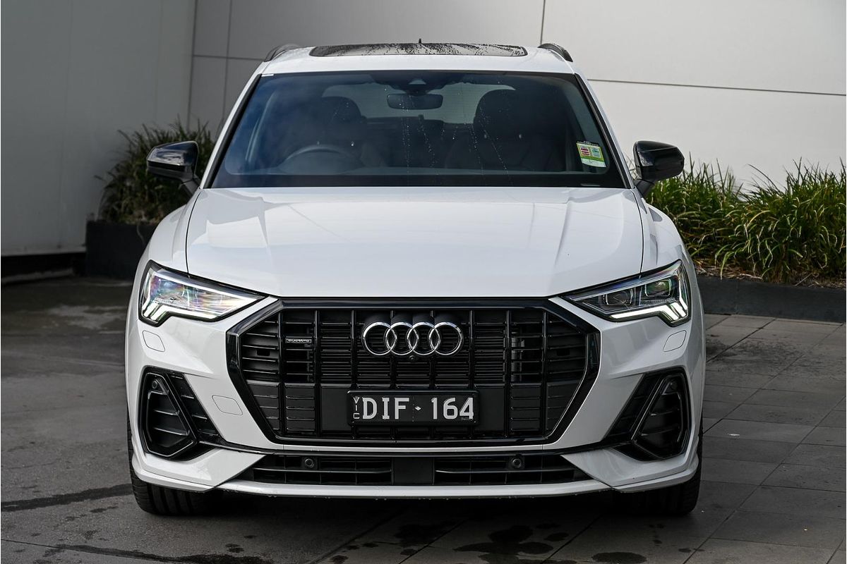 2024 Audi Q3 40 TFSI S line F3