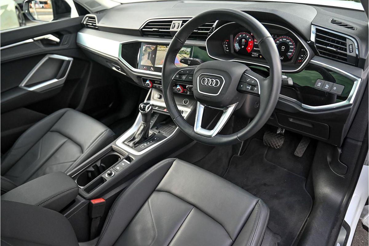 2024 Audi Q3 35 TFSI F3