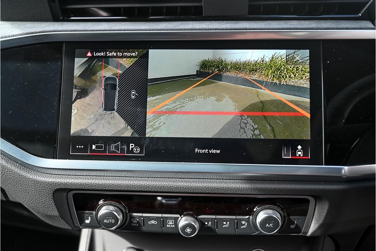 2024 Audi Q3 40 TFSI S line F3