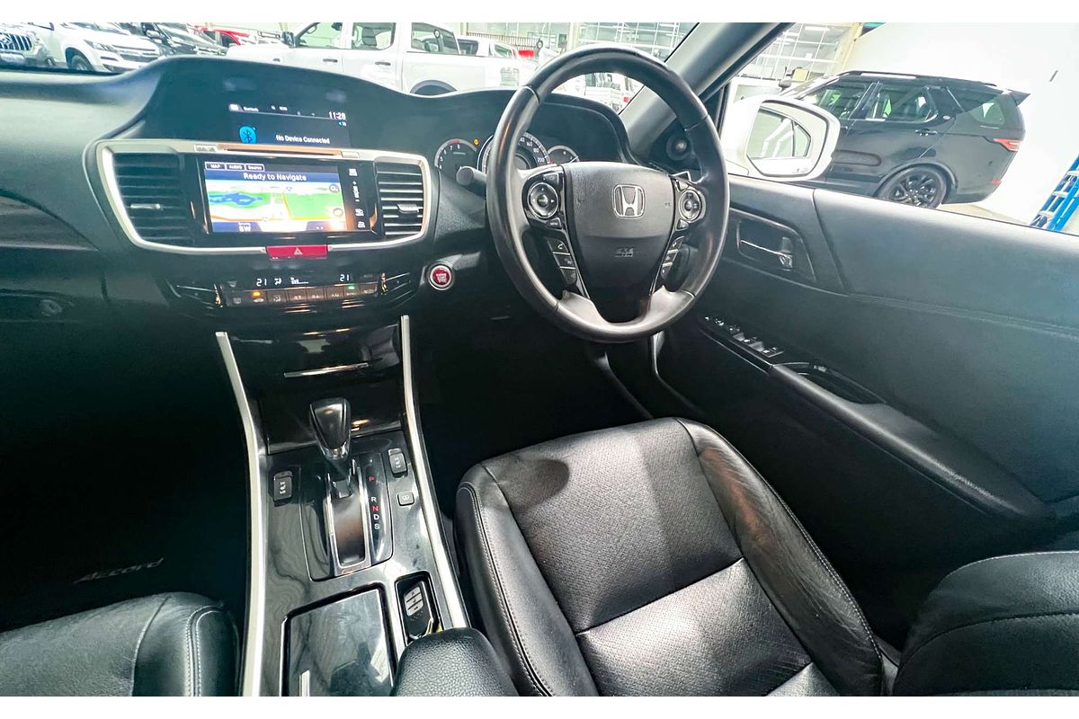 2016 Honda Accord VTi-L 9th Gen