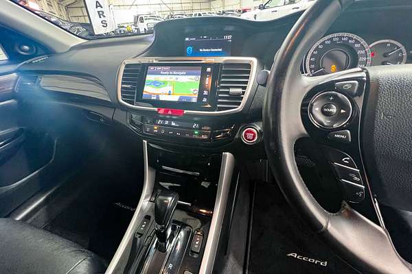 2016 Honda Accord VTi-L 9th Gen