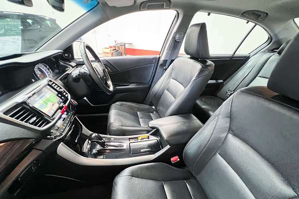 2016 Honda Accord VTi-L 9th Gen