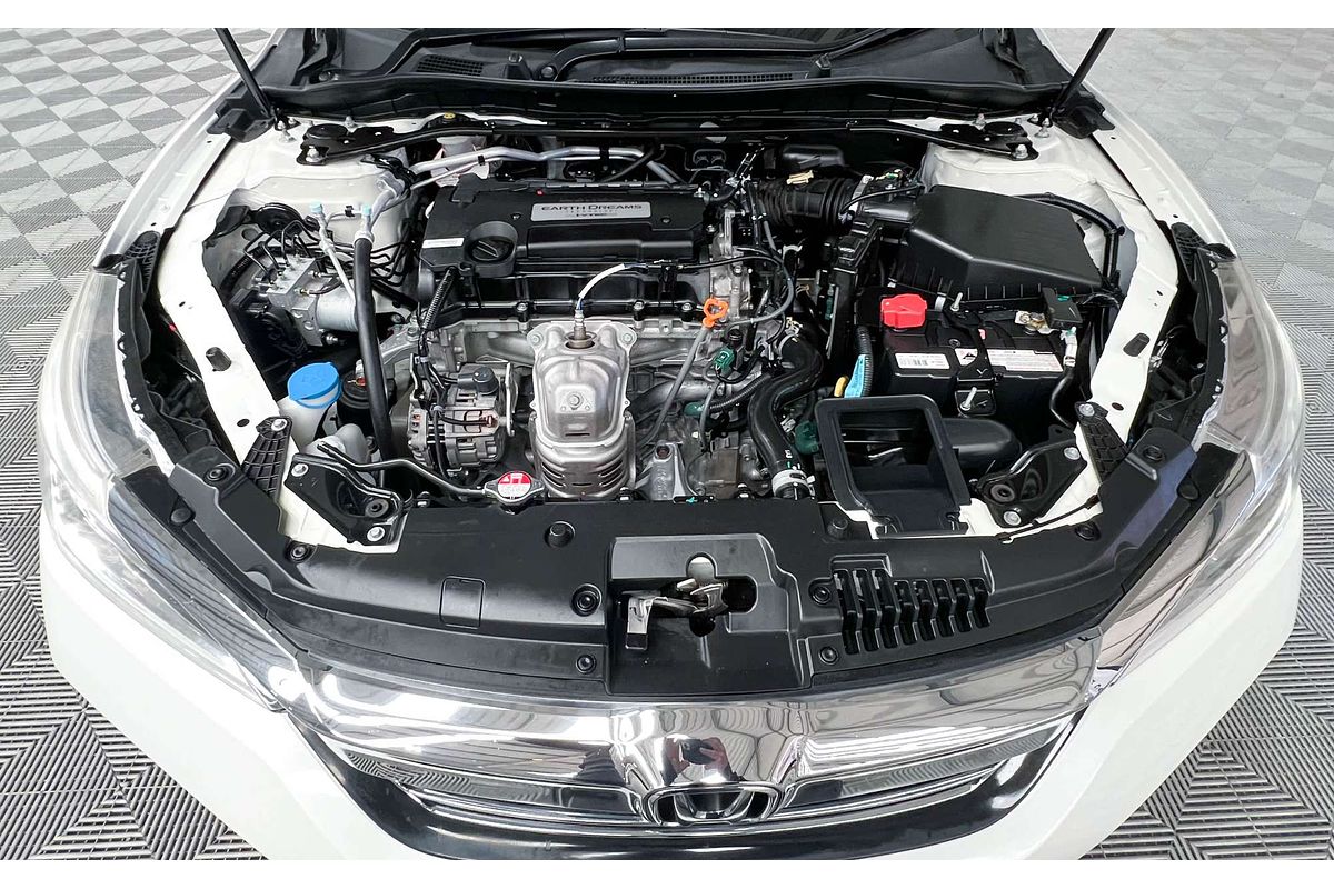 2016 Honda Accord VTi-L 9th Gen