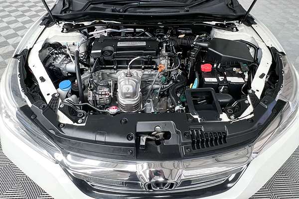 2016 Honda Accord VTi-L 9th Gen