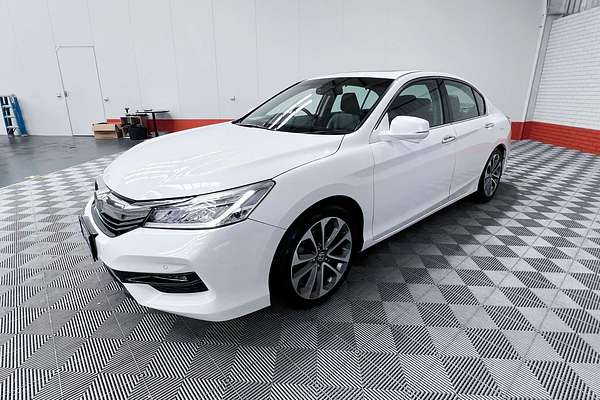 2016 Honda Accord VTi-L 9th Gen