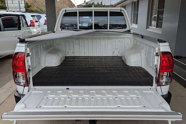 2024 Toyota Hilux SR GUN126R 4X4