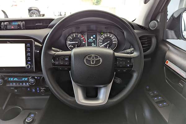 2024 Toyota Hilux SR GUN126R 4X4