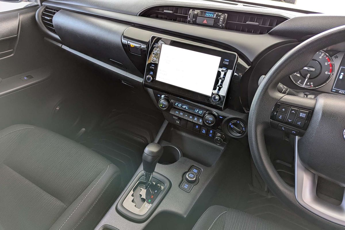 2024 Toyota Hilux SR GUN126R 4X4
