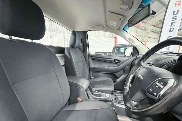 2016 Isuzu D-MAX SX 4X4