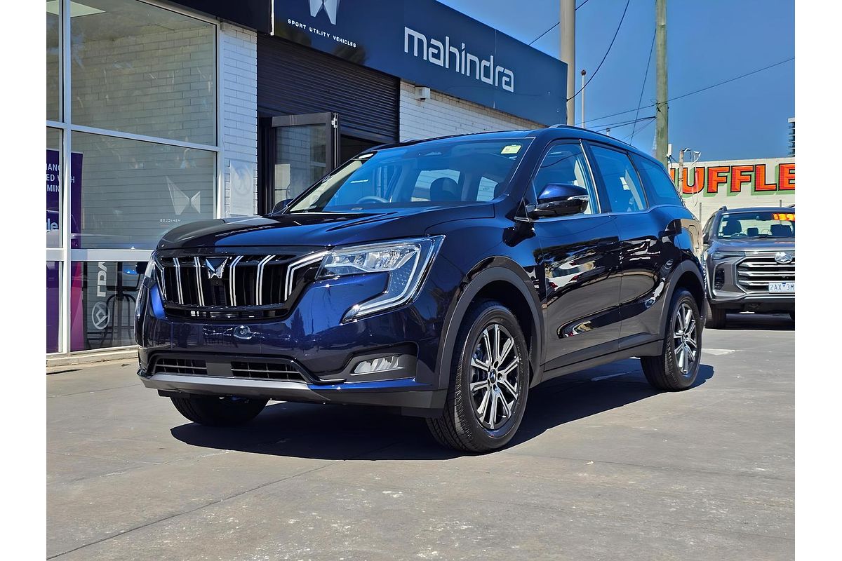 2025 Mahindra XUV700 AX7L