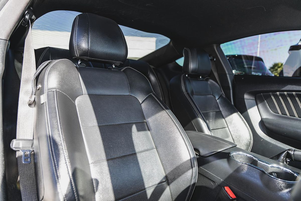 2017 Ford Mustang FM