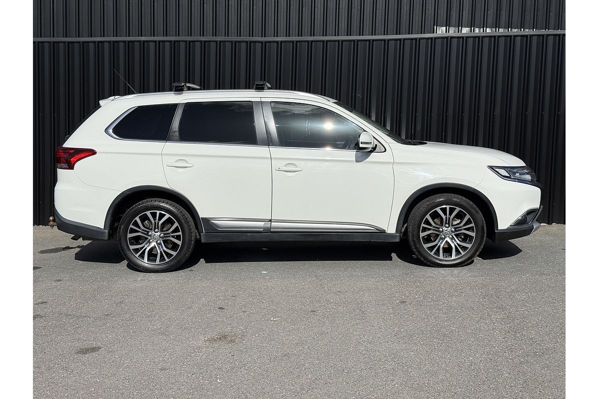2016 Mitsubishi Outlander XLS ZK