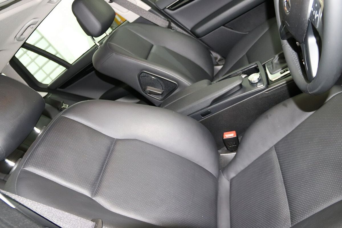 2013 Mercedes-Benz C-Class C200 W204