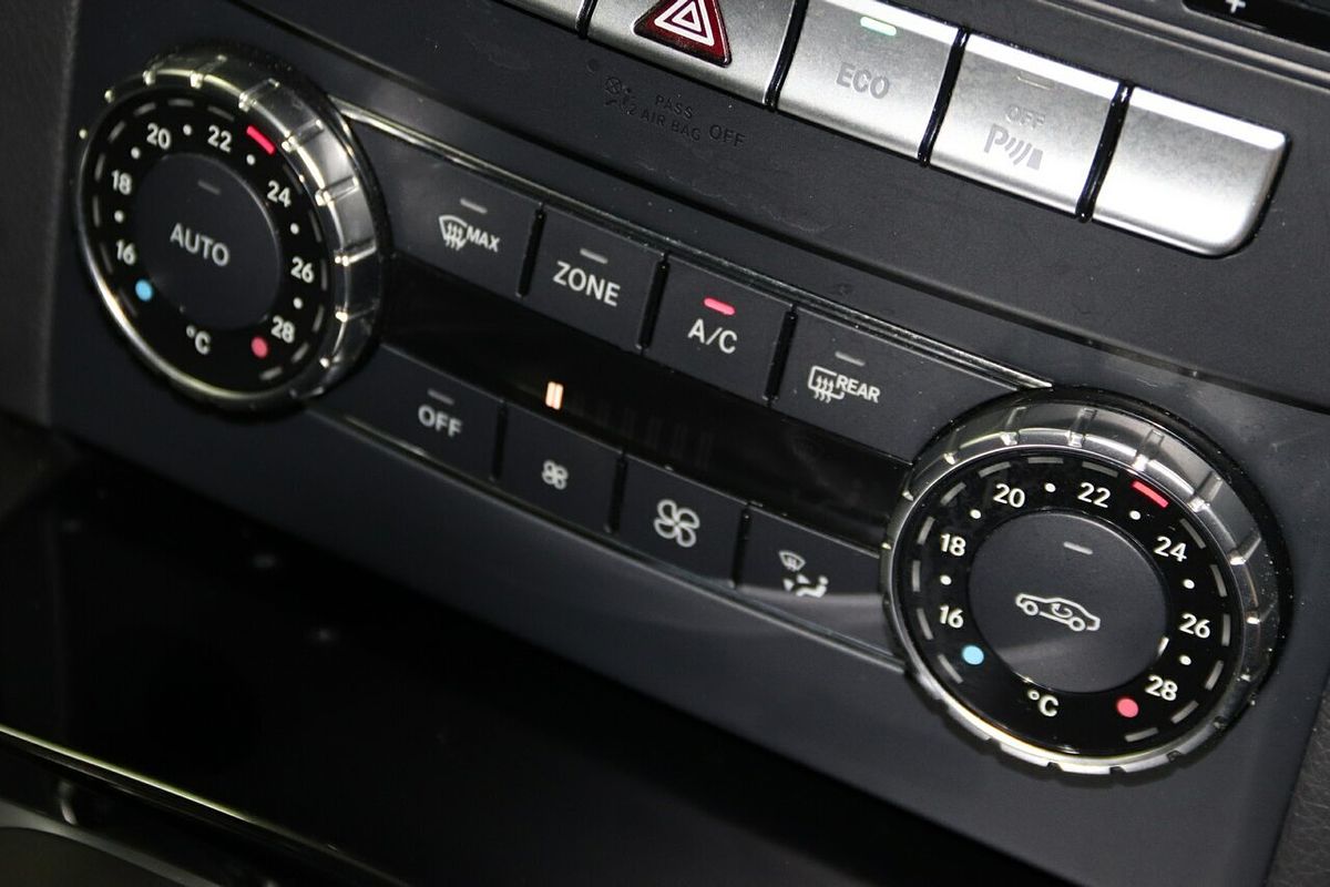 2013 Mercedes-Benz C-Class C200 W204