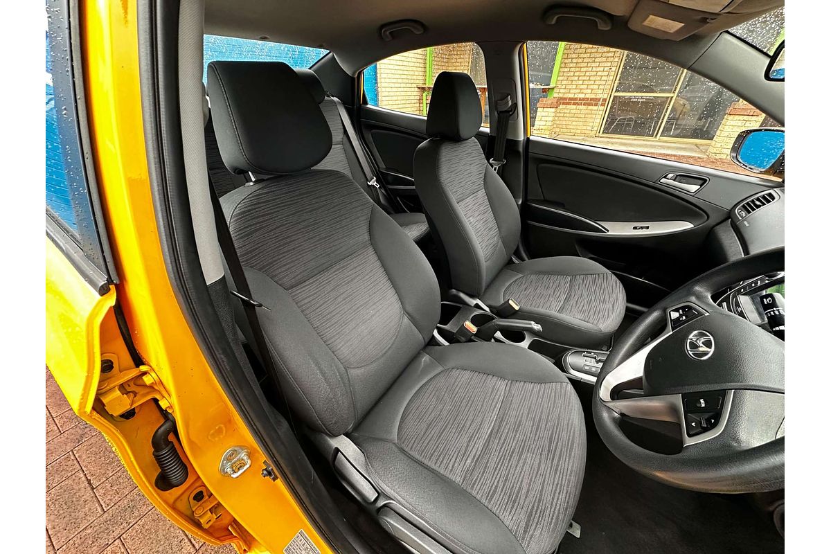2015 Hyundai Accent Active RB3