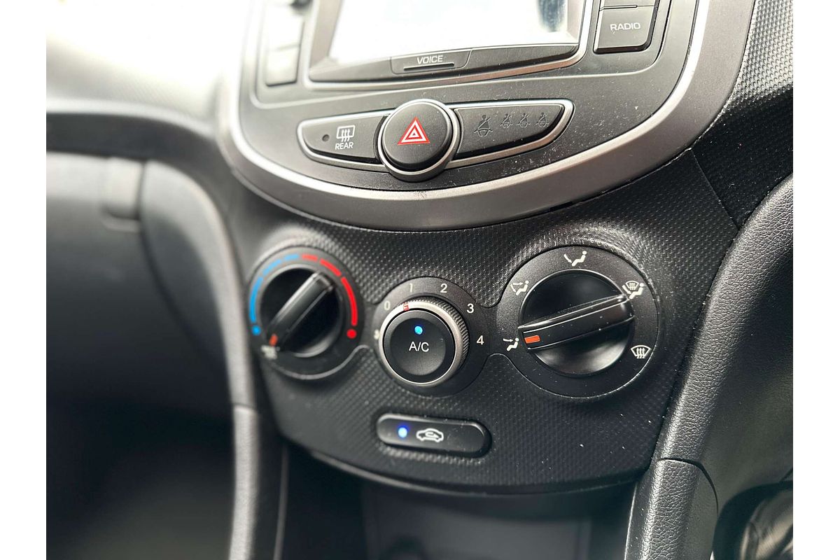 2015 Hyundai Accent Active RB3