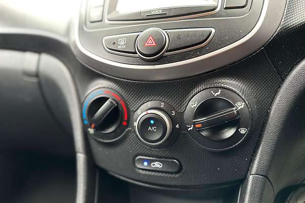2015 Hyundai Accent Active RB3