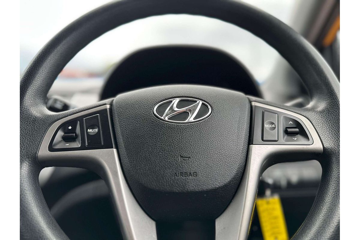 2015 Hyundai Accent Active RB3