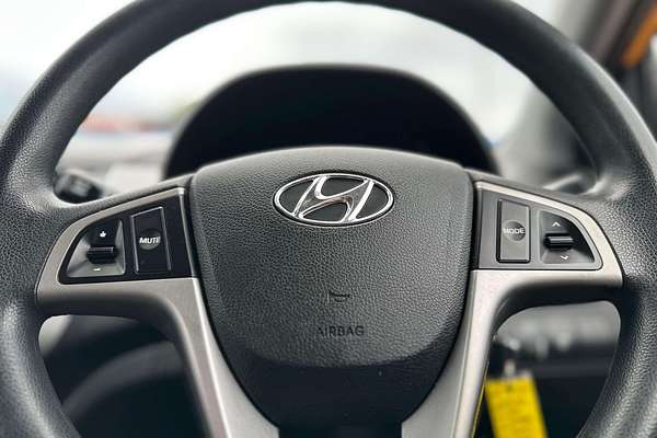 2015 Hyundai Accent Active RB3