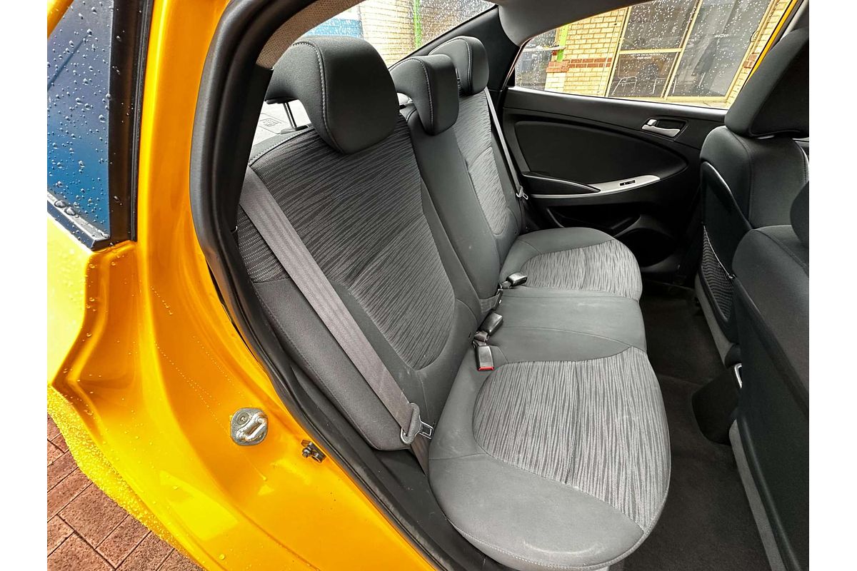 2015 Hyundai Accent Active RB3