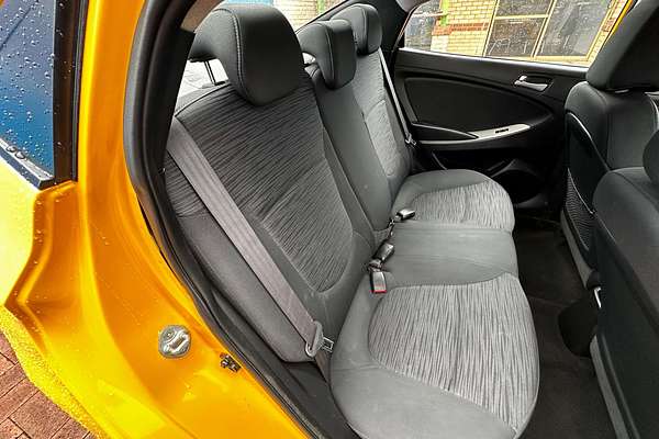2015 Hyundai Accent Active RB3