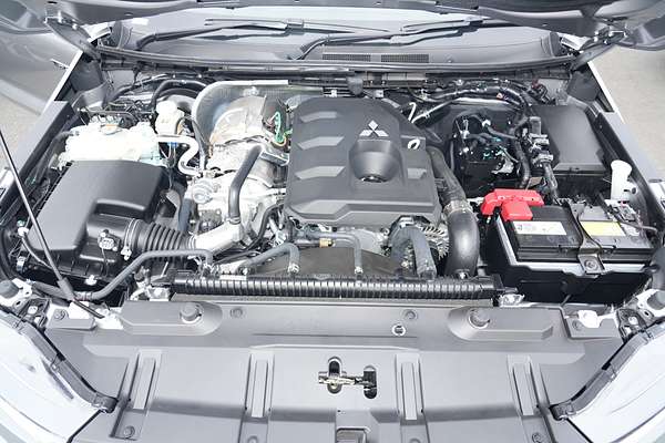 2025 Mitsubishi Triton GLS MV 4X4