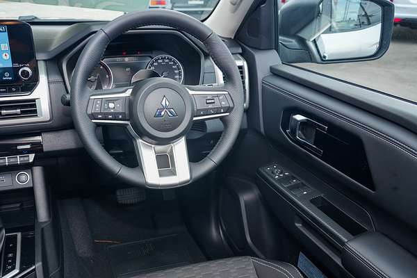 2025 Mitsubishi Triton GLS MV 4X4